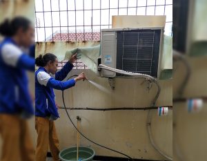 Rizky cuci